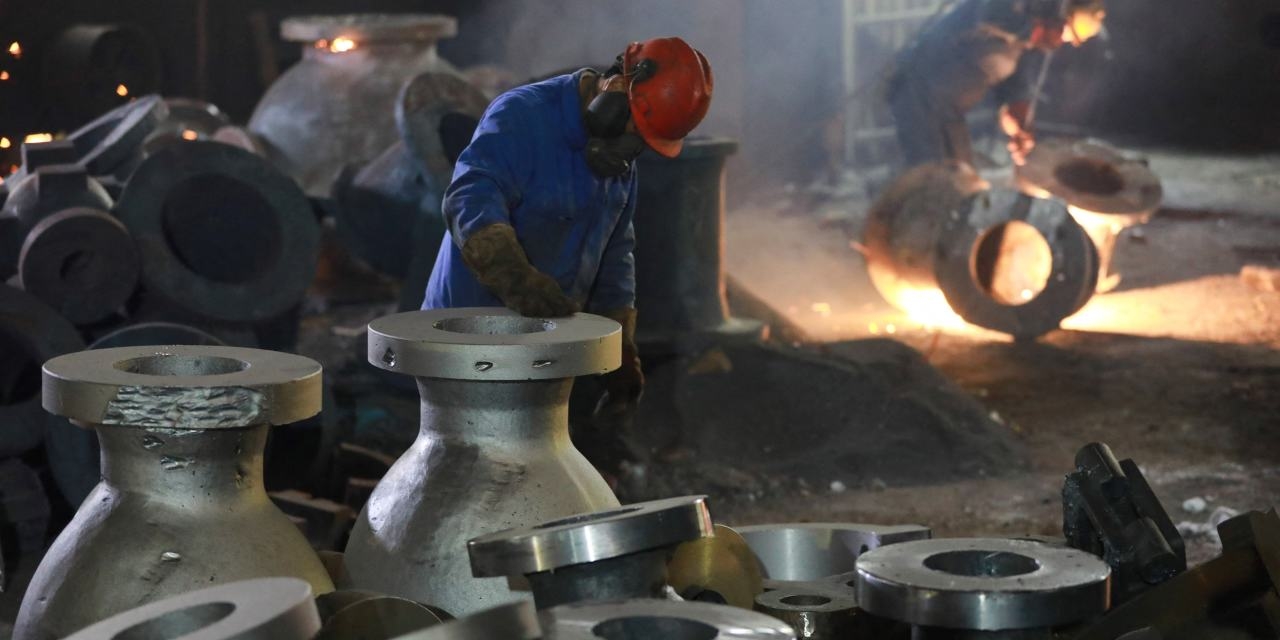 China Manufacturing Activity Gauge Shows Continued Expansion