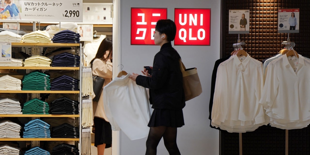 Uniqlo Owner Posts Record Nine-Month Earnings