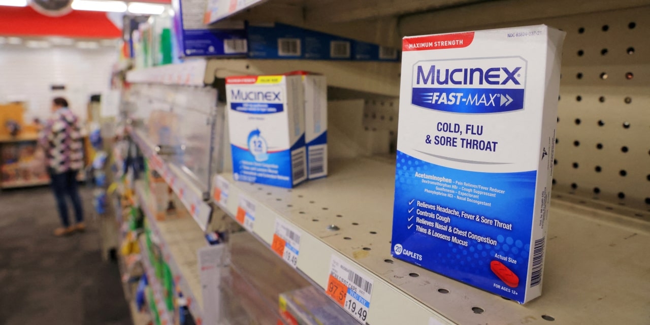 Reckitt Benckiser Raises Outlook After Adjusted Profit Beats Expectations