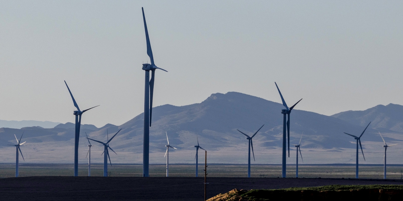 Tech Industry Fights to Save Clean-Energy Tax Credits