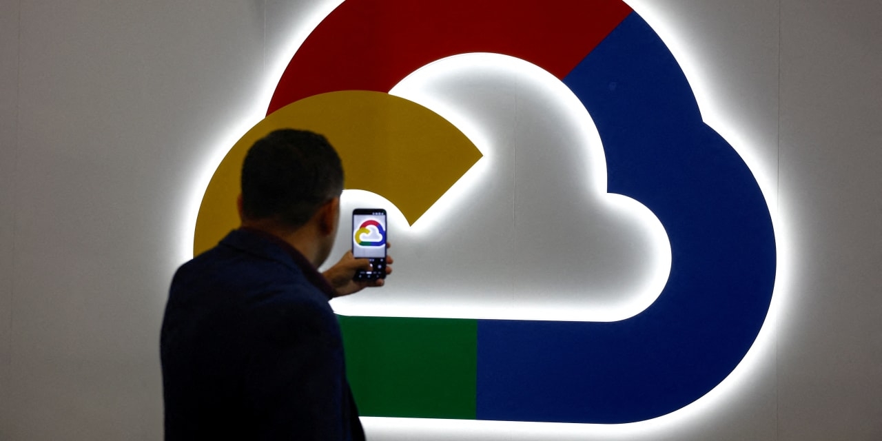 EU Court Aide Backs $4.7 Billion Google Android Fine