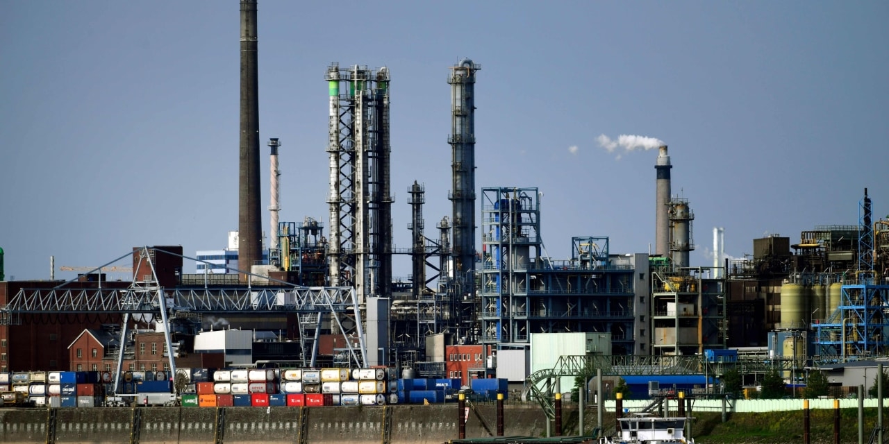 German Factory Orders Jumped in March as Firms Braced for Tariffs