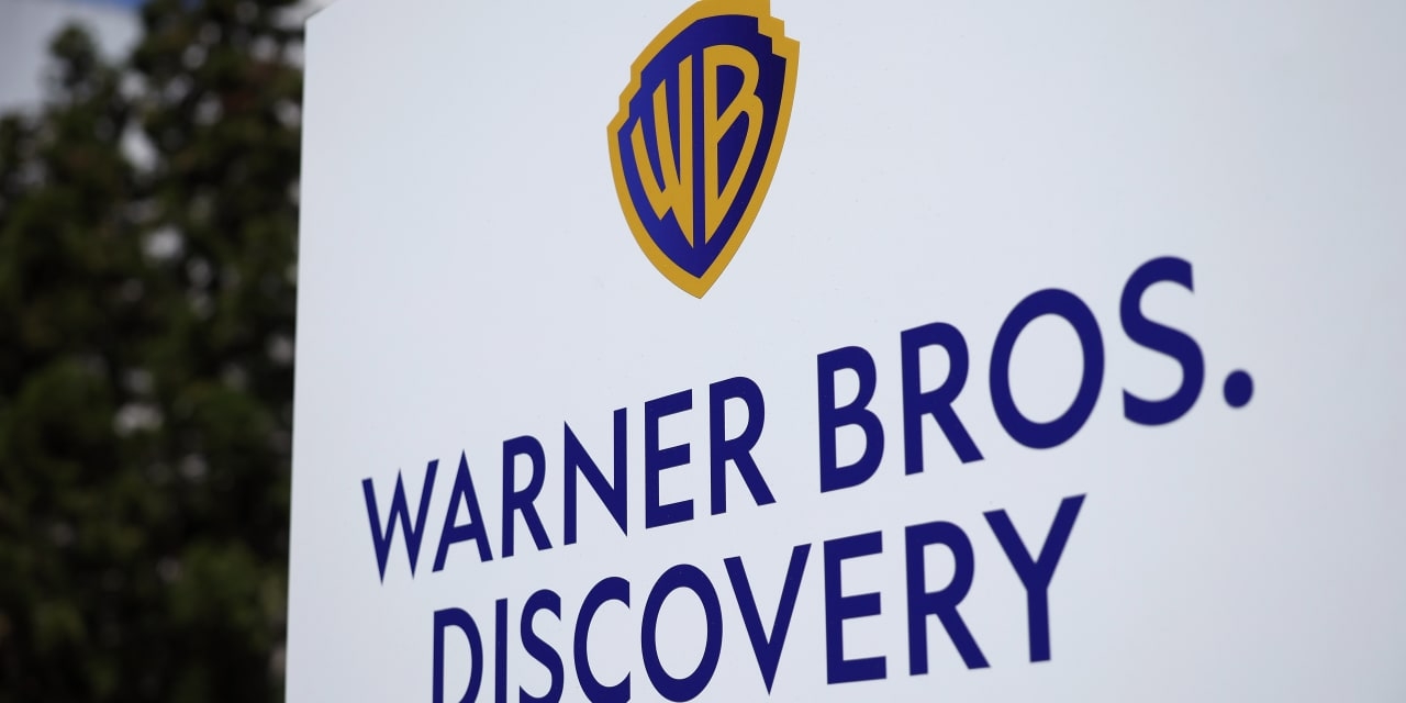 Warner Bros. Bondholders to Face Limits on Cooperation Pacts in Company's Split