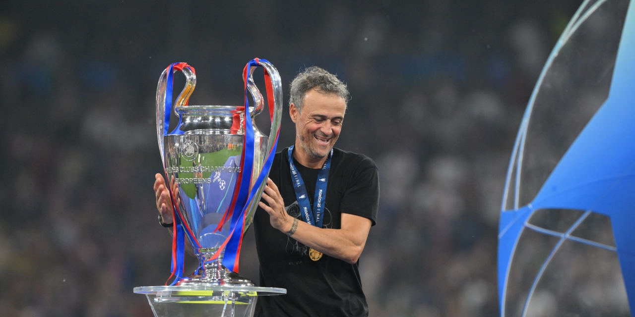 The Coach Who Took a Cursed Job and Became a European Champion