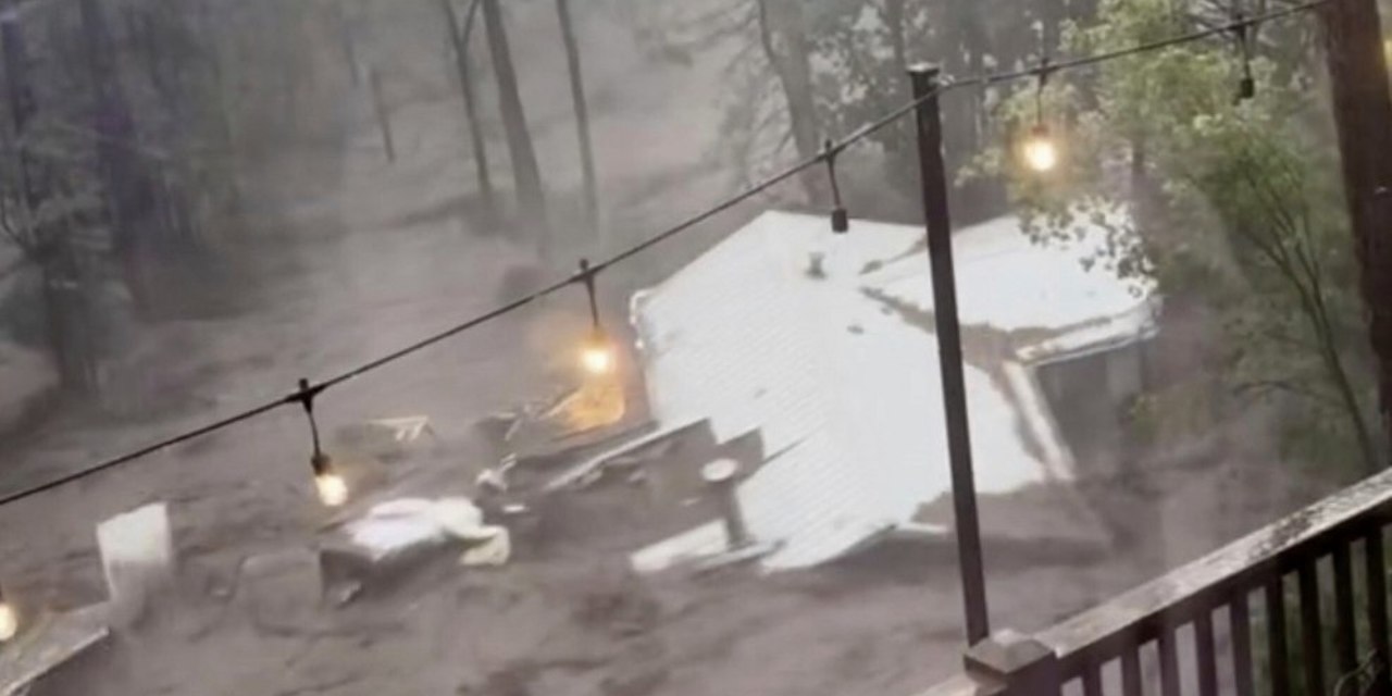 New Mexico Floods Kill at Least 3