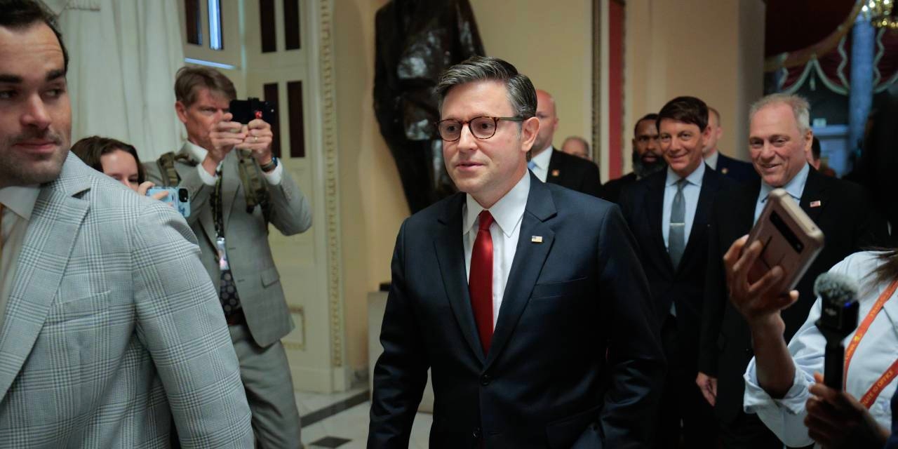 Trump Pushes Republicans to Pass Stalled Megabill