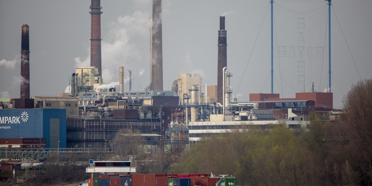 Germany's Jobless Numbers Tick Higher