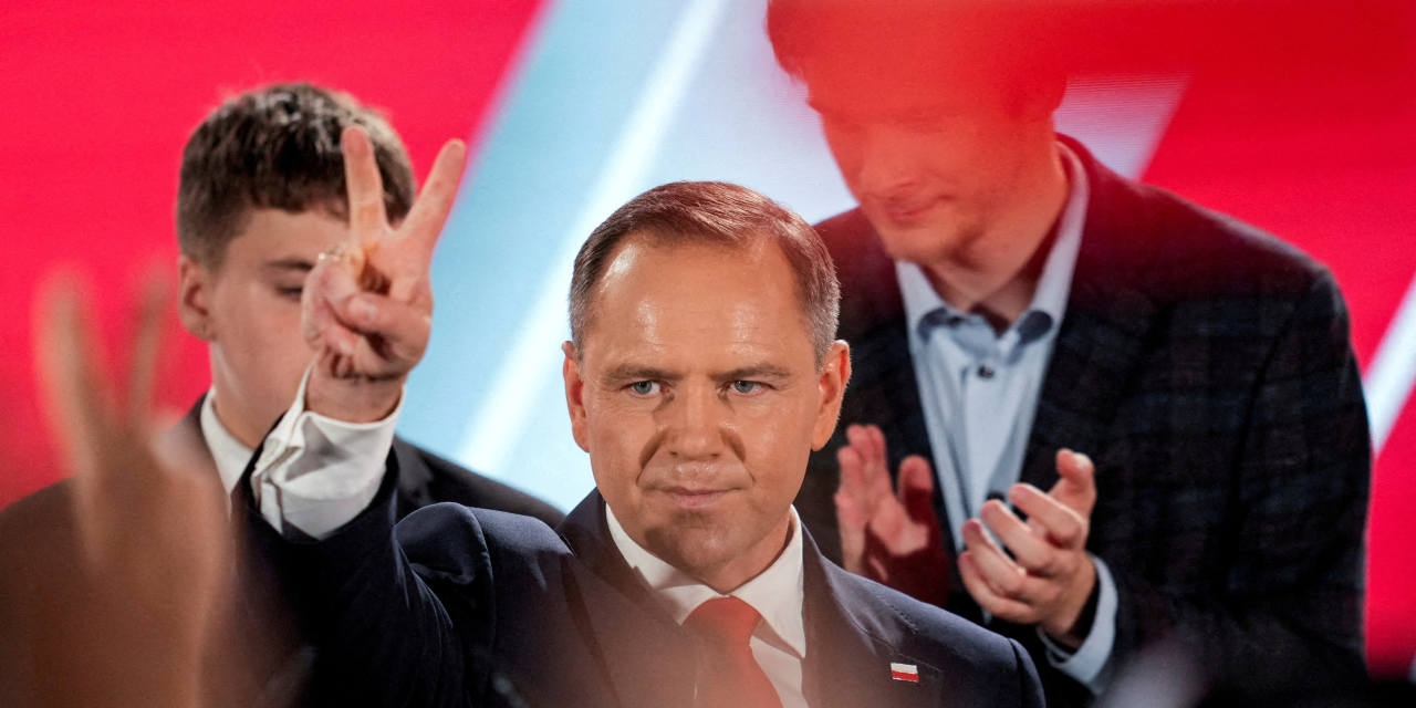 Support From Trump Lifts Candidate in Poland's Knife-Edge Presidential Race