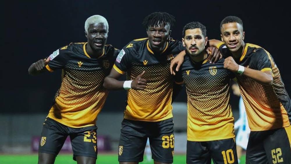 البطولة الاحترافية/ اتحاد تواركة يقلب تأخره لفوز على حسنية أكادير (2-1)
