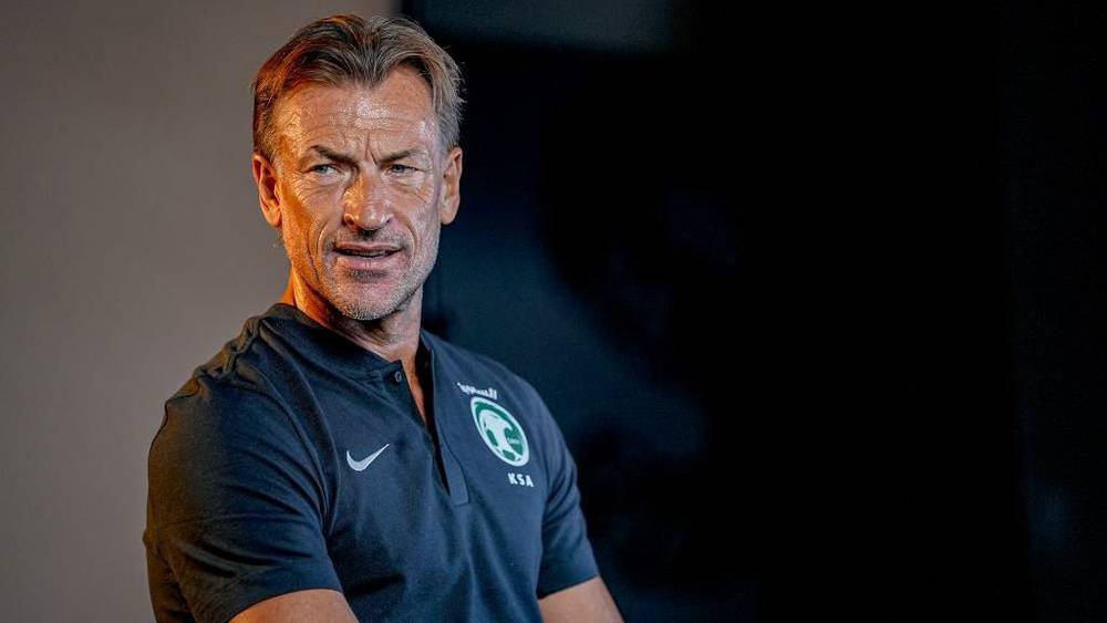 رونار: "نحن محظوظون لأن التأهل لكأس العالم لا زال بين أيدي المنتخب السعودي"