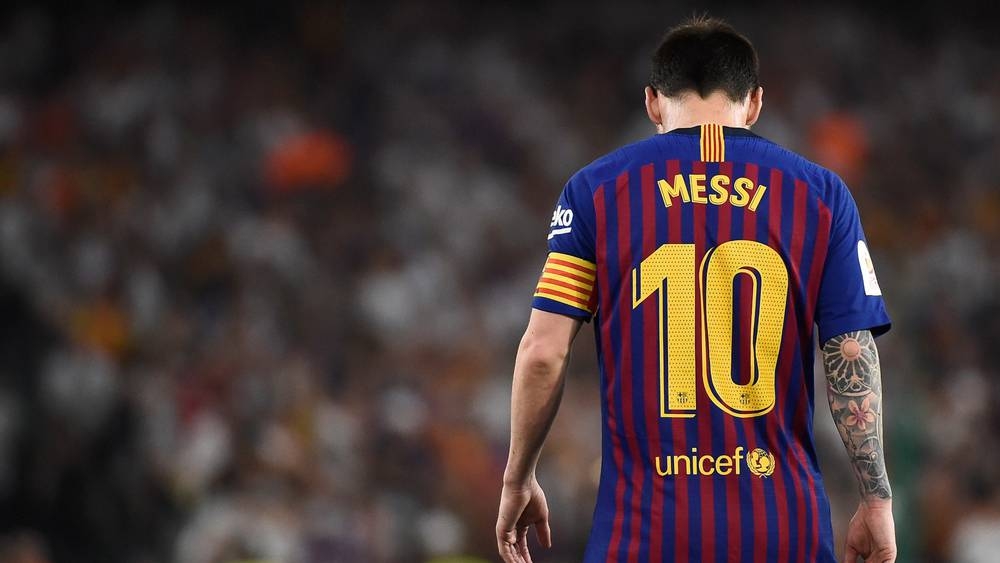 ميسي: "أردت العودة لبرشلونة بعد تتويجي بكأس العالم 2022"