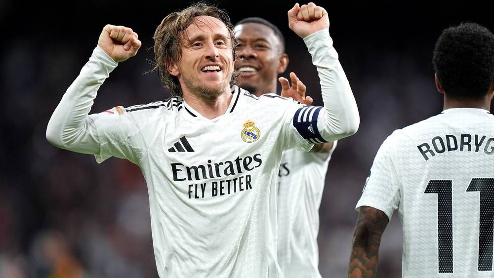 مودريتش: "أغادر بقلب ممتلئ بالفخر والامتنان لأنني كُنت جزءا من أنجح عصور أفضل ناد بالعالم"