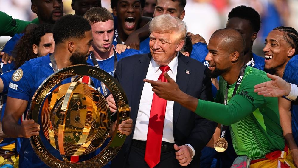 ترامب: "النسخة الأصلية لكأس العالم للأندية ستبقى في البيت الأبيض إلى الأبد"