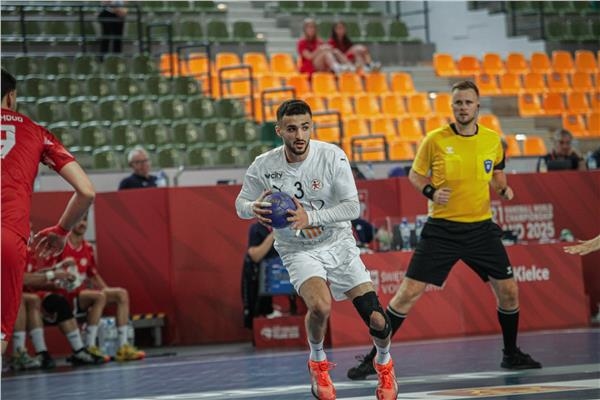 منتخب الشباب يهزم إسبانيا ويخطف صدراة مجموعته ببطولة العالم لليد