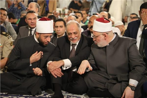 وزير الأوقاف يشهد احتفال الطرق الصوفية بالعام الهجري الجديد بمسجد الحسين