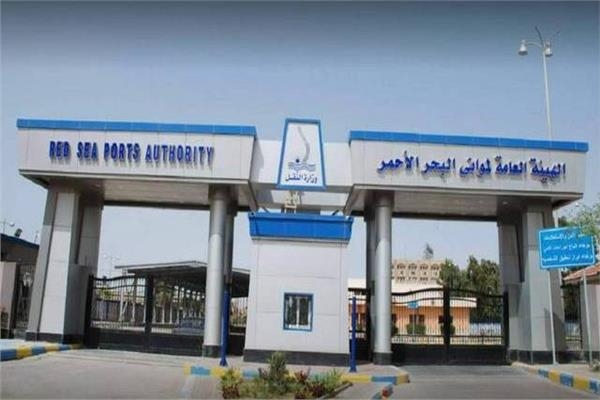 تداول 14 ألف طن و1160 شاحنة بضائع عامة ومتنوعة بموانئ البحر الأحمر