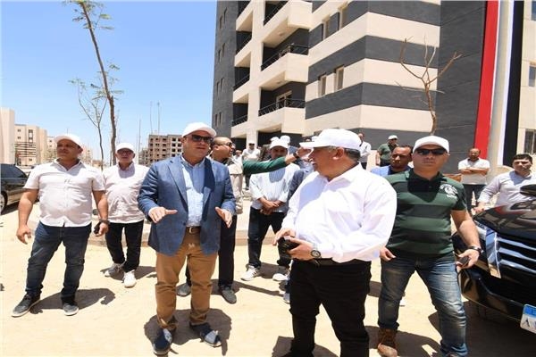 وزير الإسكان يتفقد وحدات الإسكان الأخضر ب"سكن لكل المصريين" ومشروع "ديارنا"