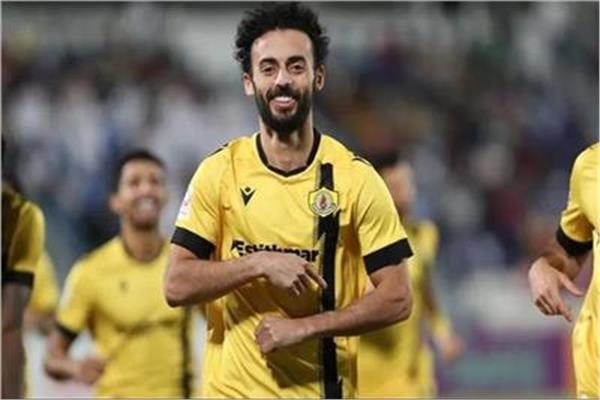 بسبب خلافات حول بنود التعاقد.. الحزم السعودي يتراجع عن ضم أحمد عبدالقادر