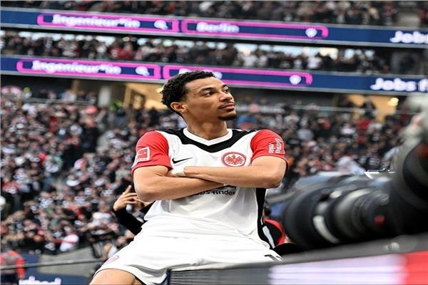 ليفربول يتوصل لاتفاق مع فرانكفورت لضم إيكيتيكي