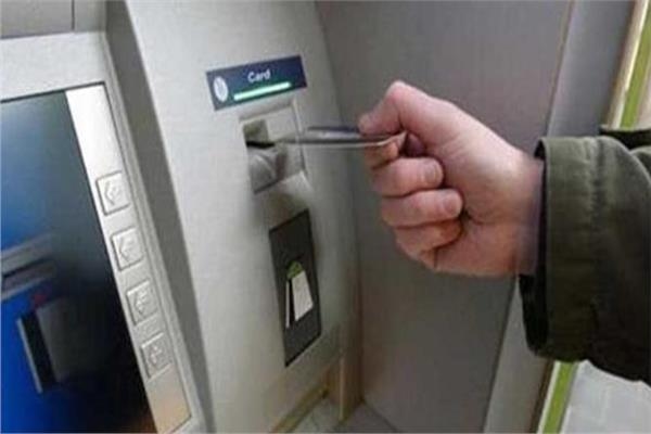 تدريب سريع وسرقة سريعة.. شاب ينهب ملايين من ماكينات ATM بشبرا الخيمة