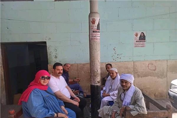 معركة الدعاية الانتخابية تشتعل وزيارة لأهل المدد والأضرحة في أسيوط