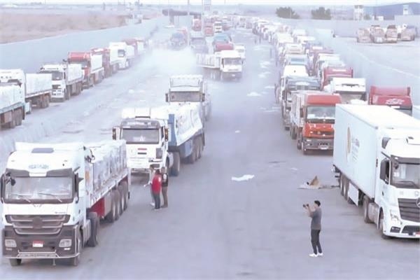 انطلاق ثالث قوافل «زاد العزة» ب 1300 طن من المساعدات إلى غزة