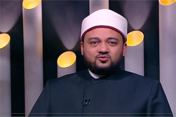 ما معنى العمل عبادة؟.. أحمد نبوي يوضح
