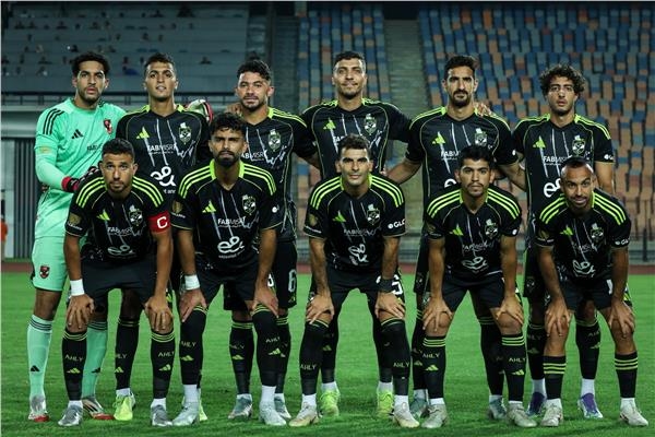 ريبييرو يعلن تشكيل الأهلي لمباراة فاركو