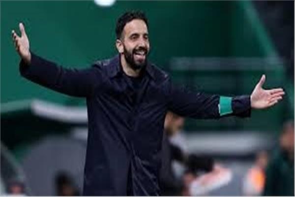 تشكيل مانشستر يونايتد أمام آرسنال.. سيسكو بديلا