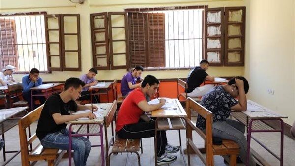 الثانوية العامة 2025.. بدء امتحان الإنجليزي لطلاب STEM