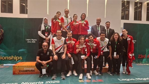 وزير الشباب يهنئ أبطال السلاح بعد حصد 6 ميداليات في اليوم الأول لبطولة أفريقيا