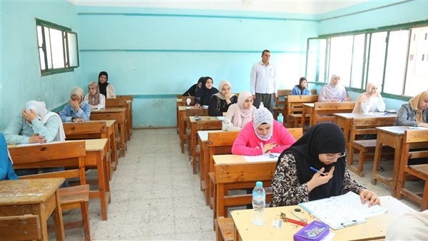 الثانوية العامة 2025.. انطلاق امتحاني الفيزياء والتاريخ بجميع اللجان