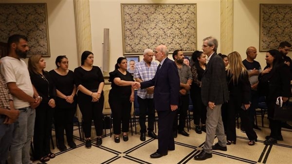 وفد من مجلس كنائس الشرق الأوسط يعزي بشهداء كنيسة مار الياس في الدويلعة