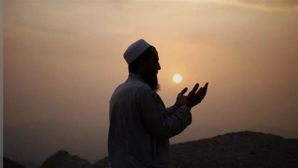 أفضل الأدعية لطلب الرزق مع شروق الشمس