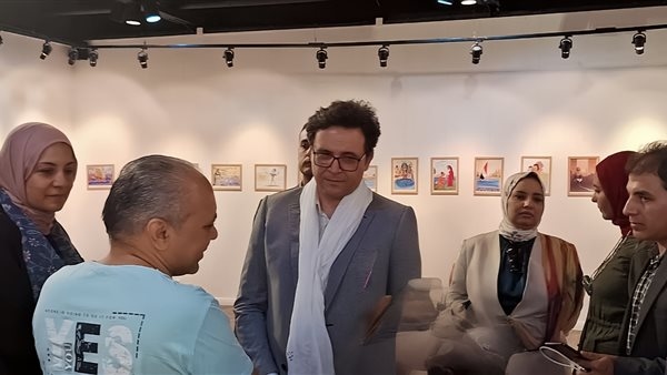مركز الهناجر يحتفي بالنيل في عيده بمعرض دولي للكاريكاتير .. صور