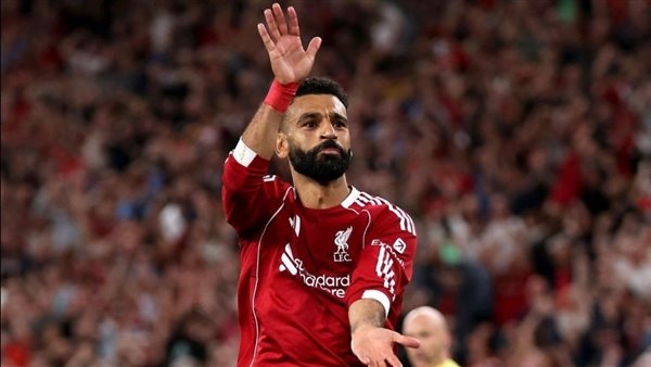 ملك الأرقام القياسية.. محمد صلاح قريب من تحقيق رقم تاريخي بالدوري الإنجليزي
