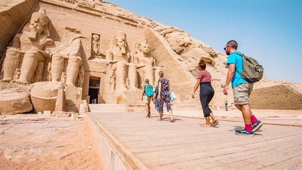 مصر تضخ 550 مليار دولار في مشاريع البنية التحتية خلال 10 سنوات