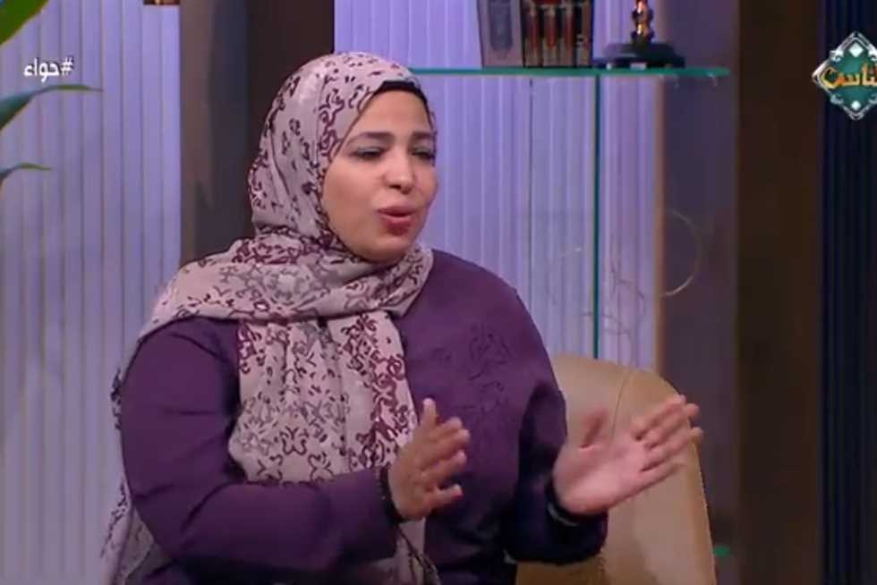 هل من حق الزوجة معرفة مرتب الزوج؟.. أمينة الفتوى تُجيب