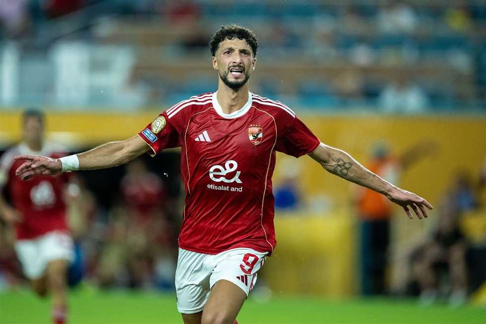 «بنسبة تتعدى ال90%».. محمد فضل يكشف رحيل وسام أبو علي عن الأهلي وناديه الجديد