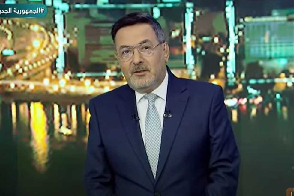 «الندل الكبير مبرشم ومحشش».. خيري رمضان عن حادث الطريق الإقليمي: «ملعون أبوك يا فقر..حوّجنا للأندال» (فيديو)