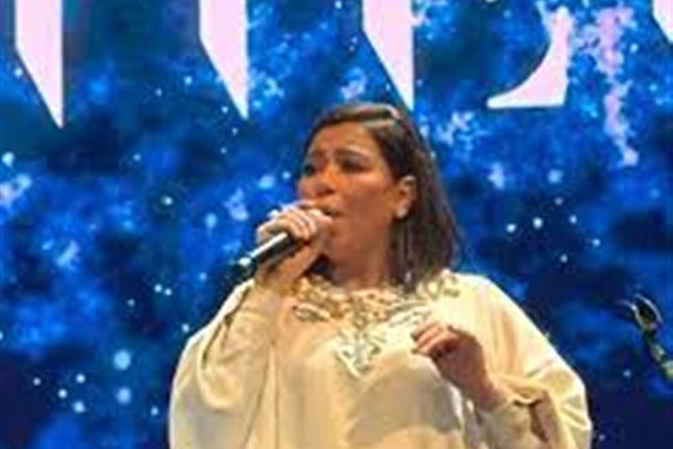خالد تاج الدين يدافع عن شيرين عبدالوهاب: «حافظوا عليها» (فيديو)