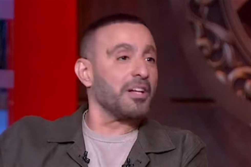 أحمد السقا يرد على الشائعات: «أنا سليم وتقدروا تكشفوا عليّ» (فيديو)