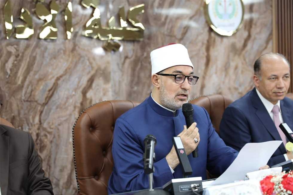 مفتي الجمهورية: الذكاء الاصطناعي ليس كيانًا منفصلًا بل امتداد للعقل الإنساني (صور)