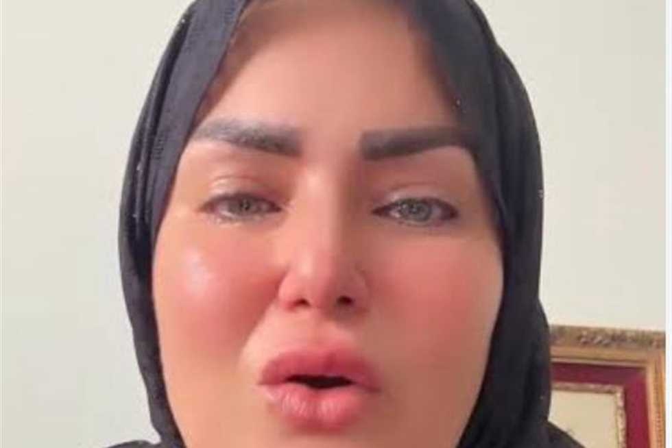 حددت شروطا للظهور به وارتدته وخلعته قبل 11 عاما.. قصة سما المصري مع الحجاب بعد «فيديو البكاء»
