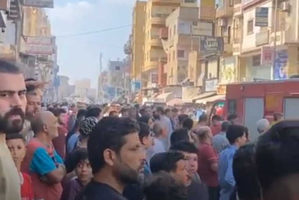 حريق هائل يلتهم عمارة سكنية في الباجور.. وإصابة 3 عمال بمطعم كشري