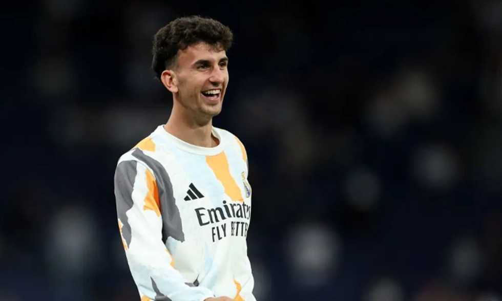 نفس صيغة نيكو باز.. سكاي: كومو يتفق مع ريال مدريد على ضم رامون