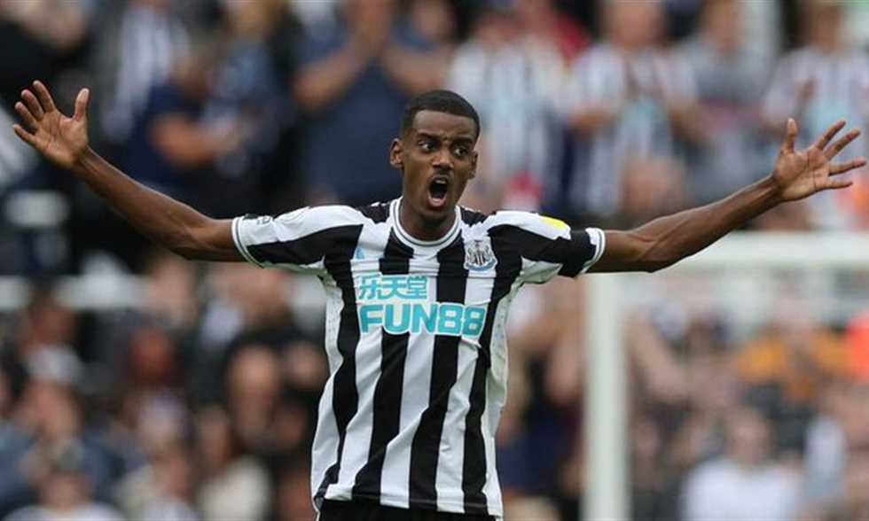 بي بي سي: ليفربول يتجه إلى الانسحاب من صفقة إيزاك