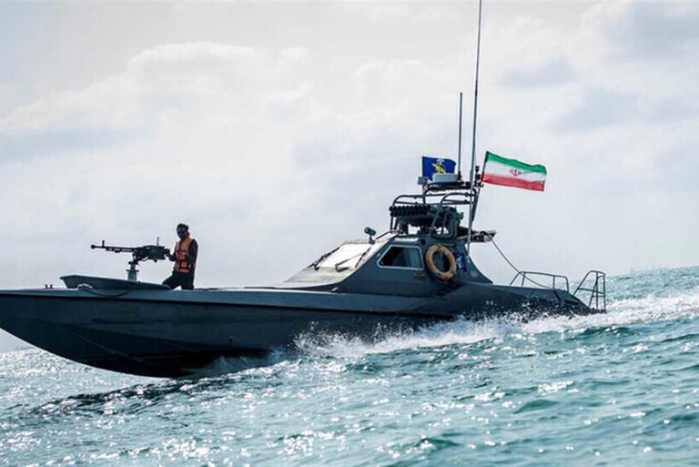 لندن: إغلاق إيران مضيق هرمز سيكون قرارا خاطئا