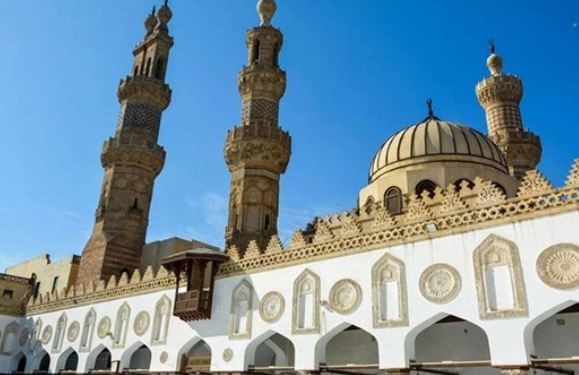 الأزهر يعرب عن تضامنه مع قطر بعد هجوم إيران.. ويطالب بضرورة احترام سيادة الدول على كامل أراضيها