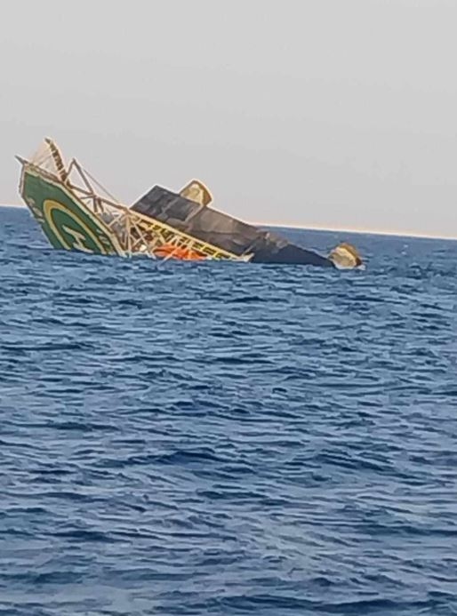 البحر الأحمر عن غرق حفار جبل الزيت: 5 مصابين يتلقون العلاج بالمستشفى.. والبحث مستمر عن 3 مفقودين